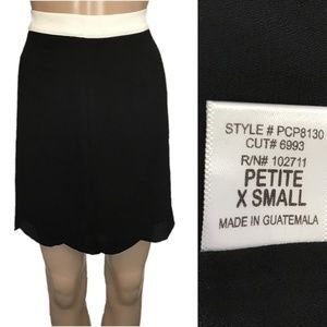 🔥SALE Gibson Scalloped Hem Skirt PXS